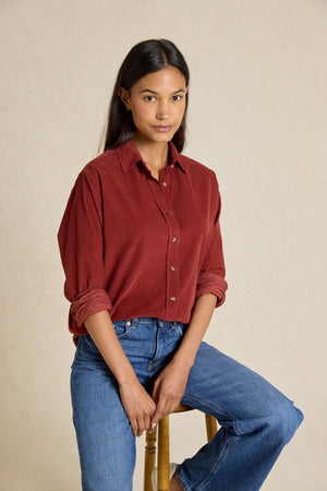 Discover the Stroud Rust Cord Shirt, garment-dyed for unique gentle fading and subtle color variations. This shirt offers a distinctive look with timeless appeal.