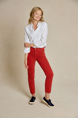 Step up your style with the Sway Red Mom Jeans. Made in Portugal and crafted from 100% cotton, these non-stretch denim mom jeans offer the perfect fit mixed with timeless style.