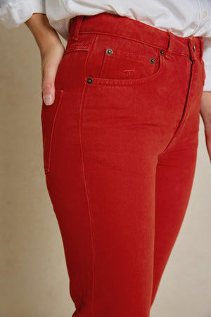 Step up your style with the Sway Red Mom Jeans. Made in Portugal and crafted from 100% cotton, these non-stretch denim mom jeans offer the perfect fit mixed with timeless style.