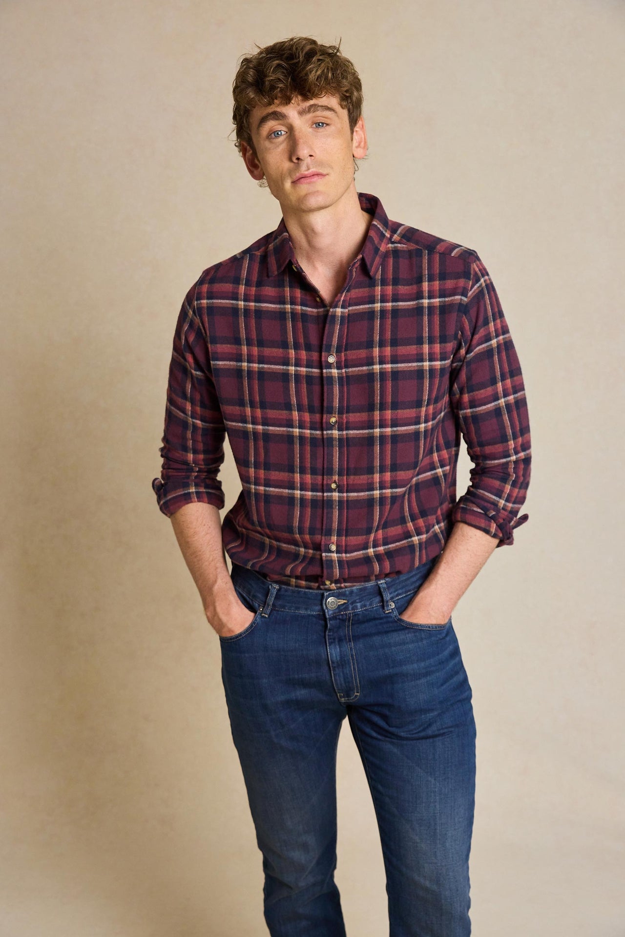 Upgrade your wardrobe with the Wychwood Plum Check Shirt. Made in Portugal, this shirt combines quality with timeless style.